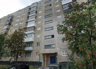 Продам двухкомнатную квартиру, 56.2 м2, Мурманск, улица Беринга, 14
