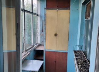 Продам 3-ком. квартиру, 62 м2, Красноярск, улица Кутузова, 74, Кировский район