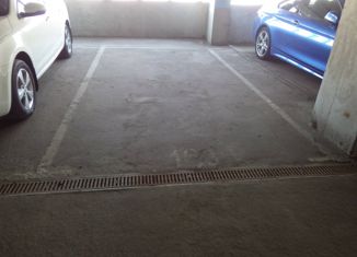 Продается машиноместо, 12.3 м2, Москва, улица Маршала Савицкого, 4, станция Щербинка