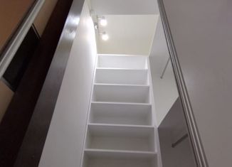 Сдается в аренду двухкомнатная квартира, 44 м2, Бийск, Социалистическая улица, 110