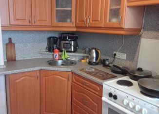 Комната в аренду, 81 м2, Москва, улица Адмирала Руднева, 8, ЮЗАО