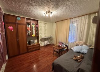 Продам 2-ком. квартиру, 38 м2, Москва, улица Молдагуловой, 10к1, метро Рязанский проспект