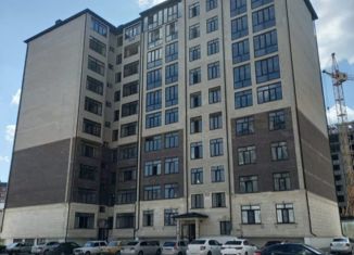 Продается 2-ком. квартира, 82 м2, Нальчик, улица Тарчокова, 31А, район Мей