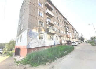 Продам трехкомнатную квартиру, 54 м2, посёлок городского типа Сокол, улица Гагарина, 17