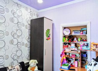 Продам 4-ком. квартиру, 35.4 м2, поселок Братский, Школьная улица, 14