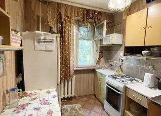 Продам 2-ком. квартиру, 43.9 м2, Комсомольск-на-Амуре, Интернациональный проспект, 33