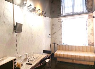 Квартира в аренду студия, 22 м2, Санкт-Петербург, Большой проспект Петроградской стороны, 104, метро Петроградская