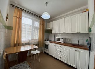 Продажа двухкомнатной квартиры, 46.5 м2, Кунгур, улица Мамонтова, 26