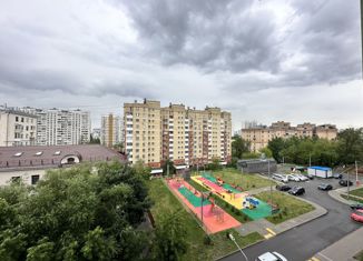 2-комнатная квартира на продажу, 55 м2, Москва, улица Петра Романова, 18, улица Петра Романова