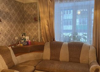 Продается трехкомнатная квартира, 72.7 м2, деревня Песьянка, улица Мелиораторов, 3