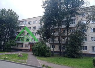 Продается 1-ком. квартира, 15.5 м2, Сосновый Бор, Сибирская улица, 4