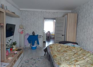 Продам 2-комнатную квартиру, 40.5 м2, посёлок Тура, улица Борисова, 29