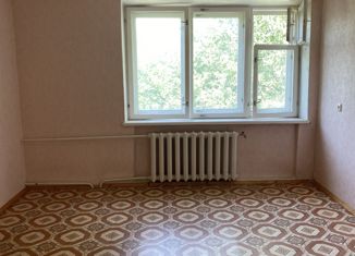 Продаю 1-ком. квартиру, 18.6 м2, Жигулёвск, микрорайон В-1, 8А