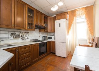 3-комнатная квартира на продажу, 91.7 м2, Республика Башкортостан, улица Калинина, 63