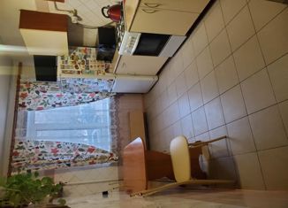 Продается трехкомнатная квартира, 64 м2, Нижегородская область, улица Героя Советского Союза Усилова, 3к3