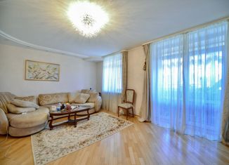 Продажа трехкомнатной квартиры, 121.3 м2, Хабаровск, Комсомольская улица, 104