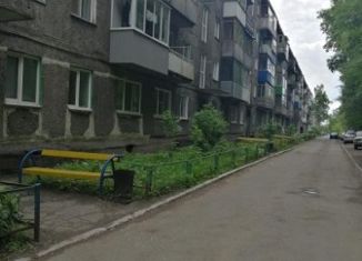 Продажа 2-комнатной квартиры, 49.5 м2, Новокузнецк, улица Шункова, 9