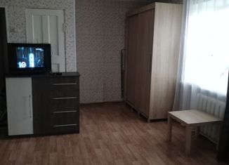 Сдается в аренду 1-комнатная квартира, 30 м2, Бугуруслан, улица Бамбурова, 8А