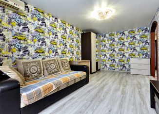 Продаю трехкомнатную квартиру, 62.1 м2, посёлок городского типа Энем, Красная улица, 7