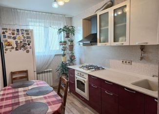 Продам 2-комнатную квартиру, 43 м2, Екатеринбург, улица Тверитина, 13