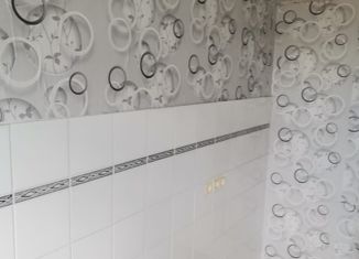 Продам 2-ком. квартиру, 45 м2, Санкт-Петербург, улица Гагарина, 13