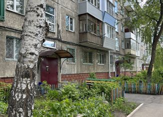 Продается 2-комнатная квартира, 45 м2, Омск, проспект Мира, 100Б