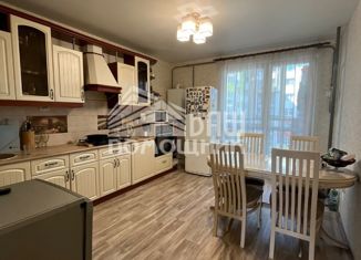 Продажа 3-ком. квартиры, 74.8 м2, село Новая Усмань, улица Площадь Малевича, 2
