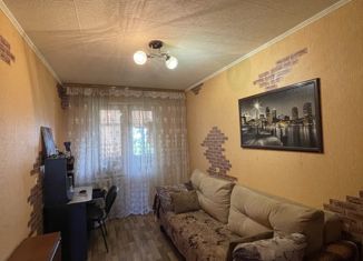 Продажа двухкомнатной квартиры, 45 м2, Калининск, Советская улица, 26