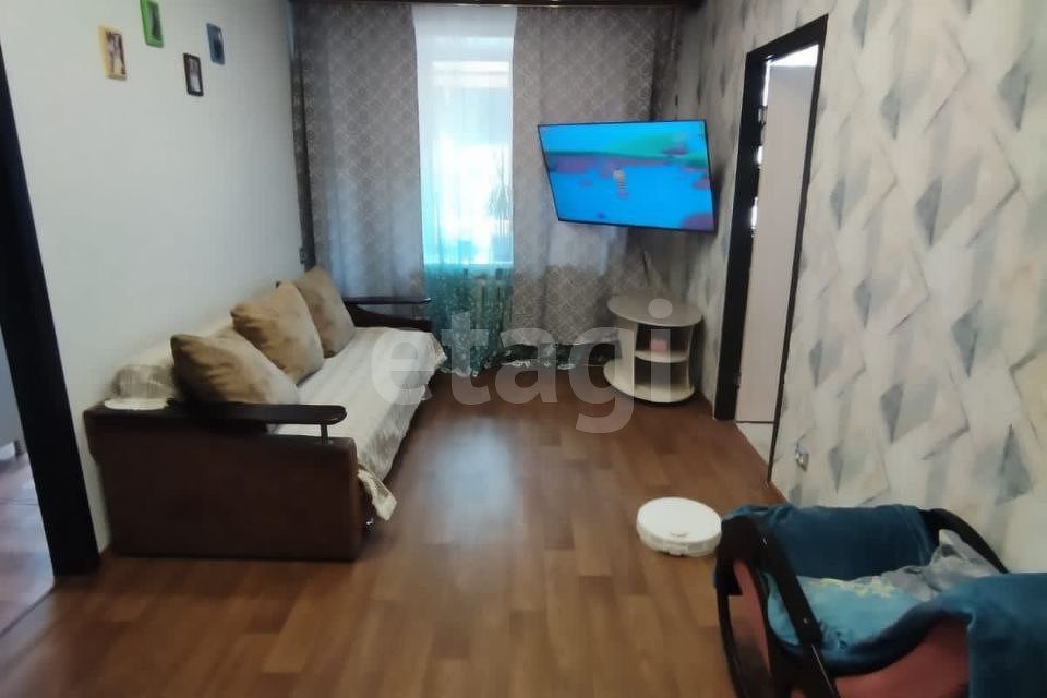 Пгт красногорский челябинской области до и после. Квартира на сутки в красногорске. Улица светлая дом 9 красногорск. Сниму квартиру поселок красногорский. Авито челябинская область красногорский квартиры.