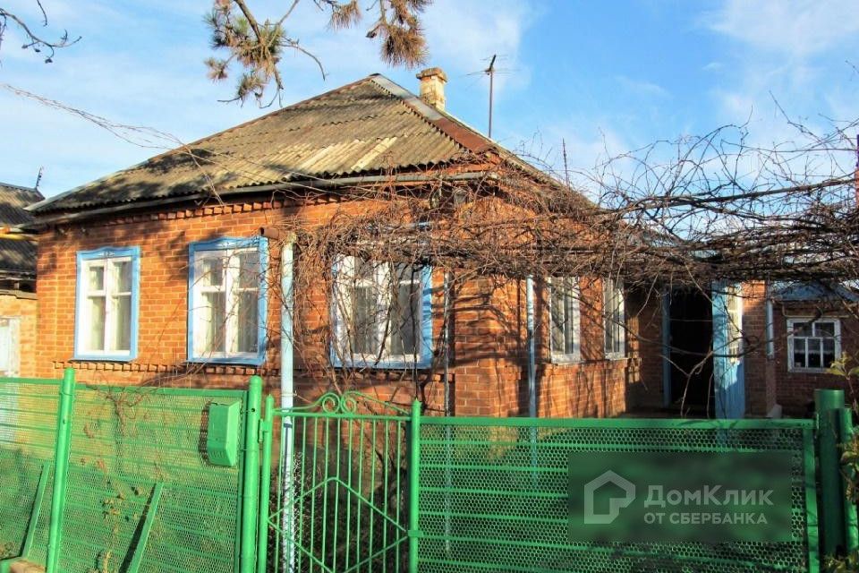 Пгт ахтырский. Абинский район поселок Ахтырский. Ахтырский район Краснодарский край. Краснодарский край Абинский район пгт Ахтырский улица Фрунзе дом 18. Снять дом в Ахтырском Абинского района.