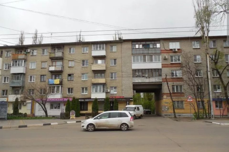 Воронежская д 33