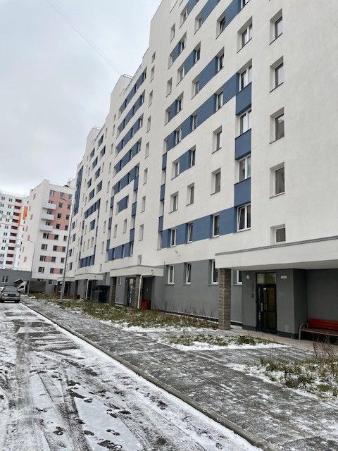 Продажа 2-комн квартиры на вторичном рынке посёлок Шушары, Московское шоссе, 256к3
