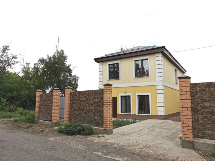 Купить 2этажный дом, 140 м² по адресу Оренбург, садовое