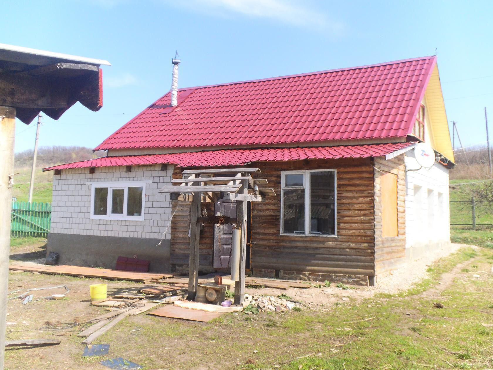 Саратовская область село елшанка. Елшанка (Воскресенский район). Елшанка Саратовская область. Село Елшанка Саратовской области улица Почтовая дом 8. Дача Грищенко в Елшанке.